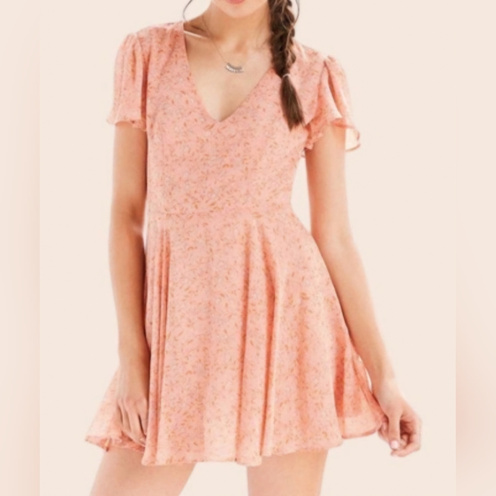 Urban Outfitters Kimchi Blue Chiffon Mini Dress, Size 6